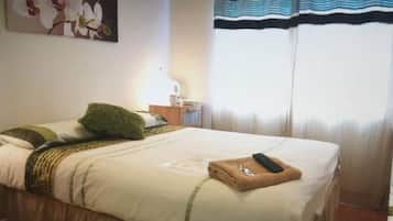 Zimmer, 1 Schlafzimmer, Stadtblick