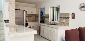 Huis, 3 slaapkamers, patio | Interieur