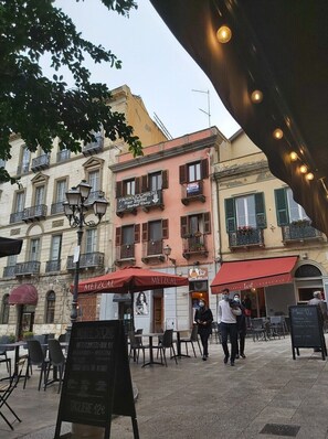 Apartment, 1 Bedroom, City View | Property grounds