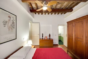 Apartment, 2 Bedrooms, Terrace, City View | 2 bedrooms, iron/ironing board, bed sheets