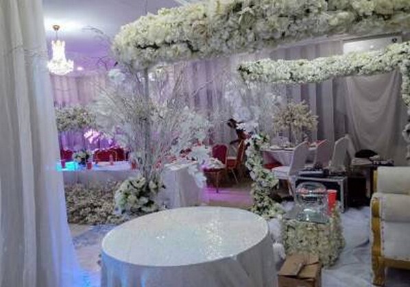 Room, 1 Bedroom, Accessible, Smoking | Banquet hall