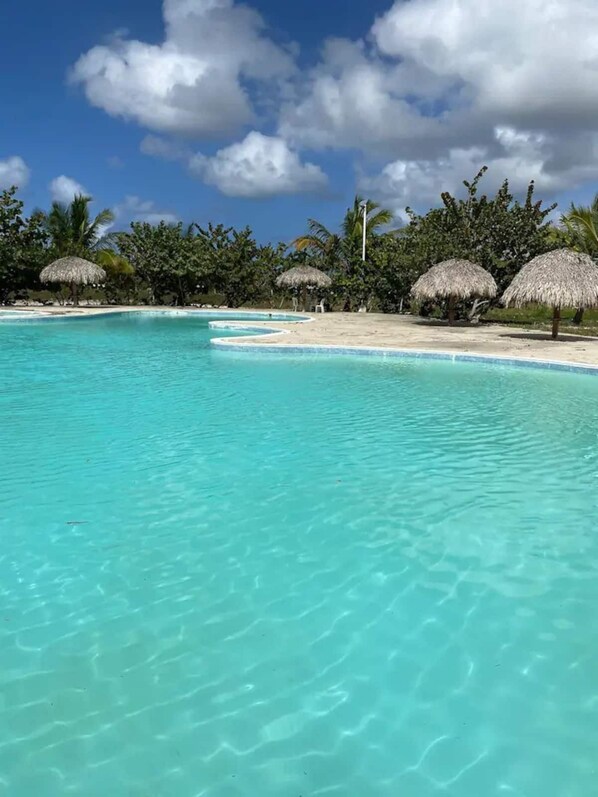 Apartemen, 1 kamar tidur, Boleh Merokok | Kolam renang | Kolam renang outdoor