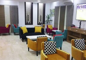 Room, 1 Bedroom, Accessible, Smoking | Interior