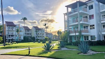 Condo, 1 Bedroom, Balcony, Ocean View | Exterior
