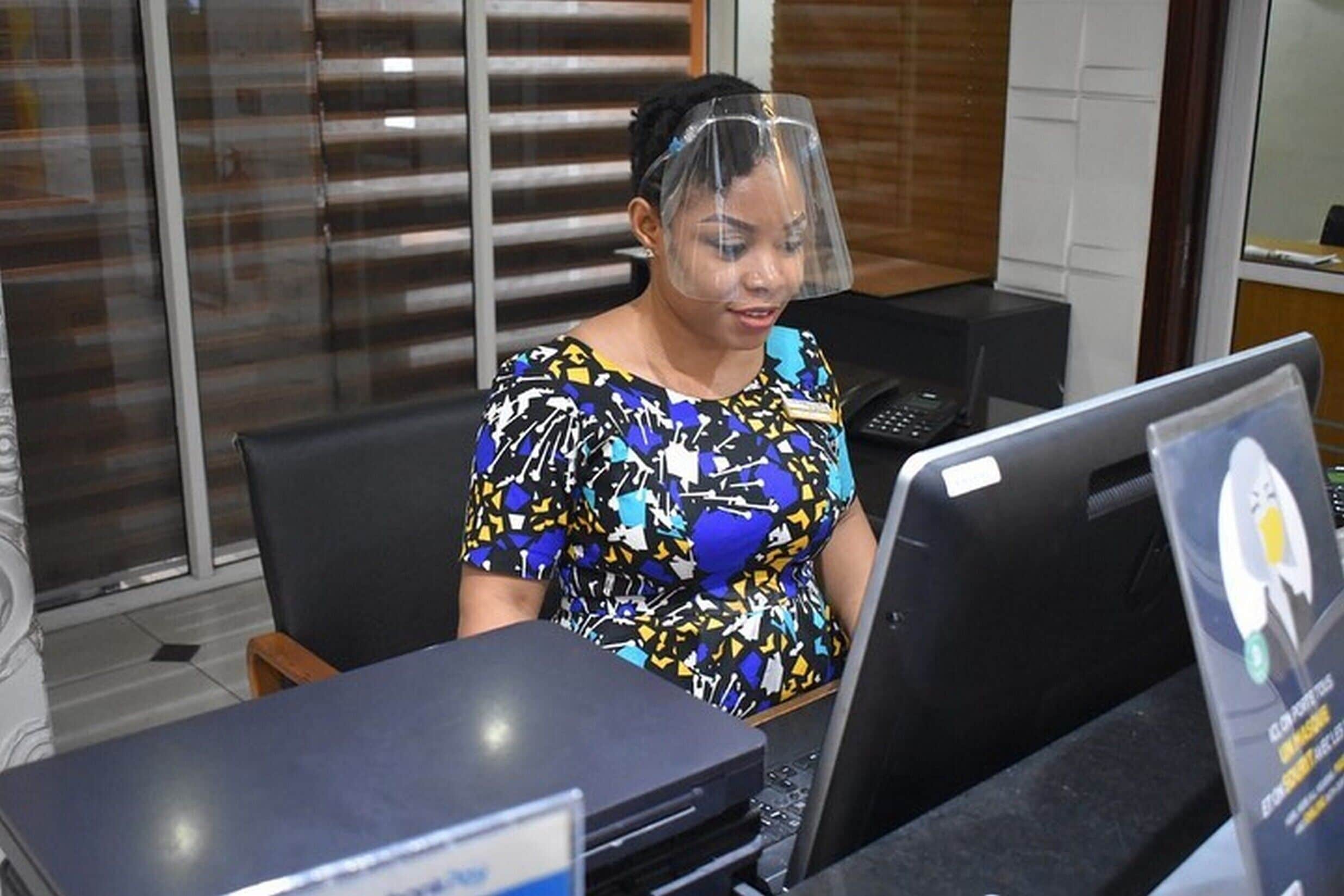 Room, 1 Bedroom, Accessible, Smoking | Lobby