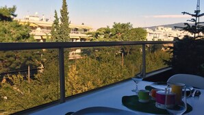 Balcony - The Superheroes Apartment (Pylaia-Chortiatis)