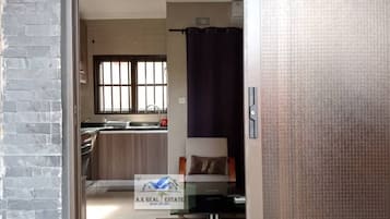 Apartment, 1 Bedroom, City View | Interior