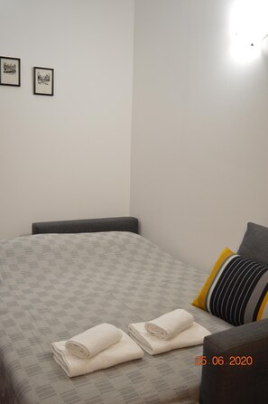 Apartment, 1 Bedroom, Terrace, Garden View | 2 bedrooms, travel cot
