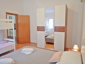 2 Schlafzimmer, Bügeleisen/Bügelbrett, kostenloses WLAN, Bettwäsche