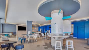 Desayuno continental incluido todos los días