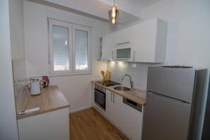 Luxury Condo | Private kitchen | Fridge, oven, stovetop, dishwasher - Luxury Apartment in City Center II (Mostar)