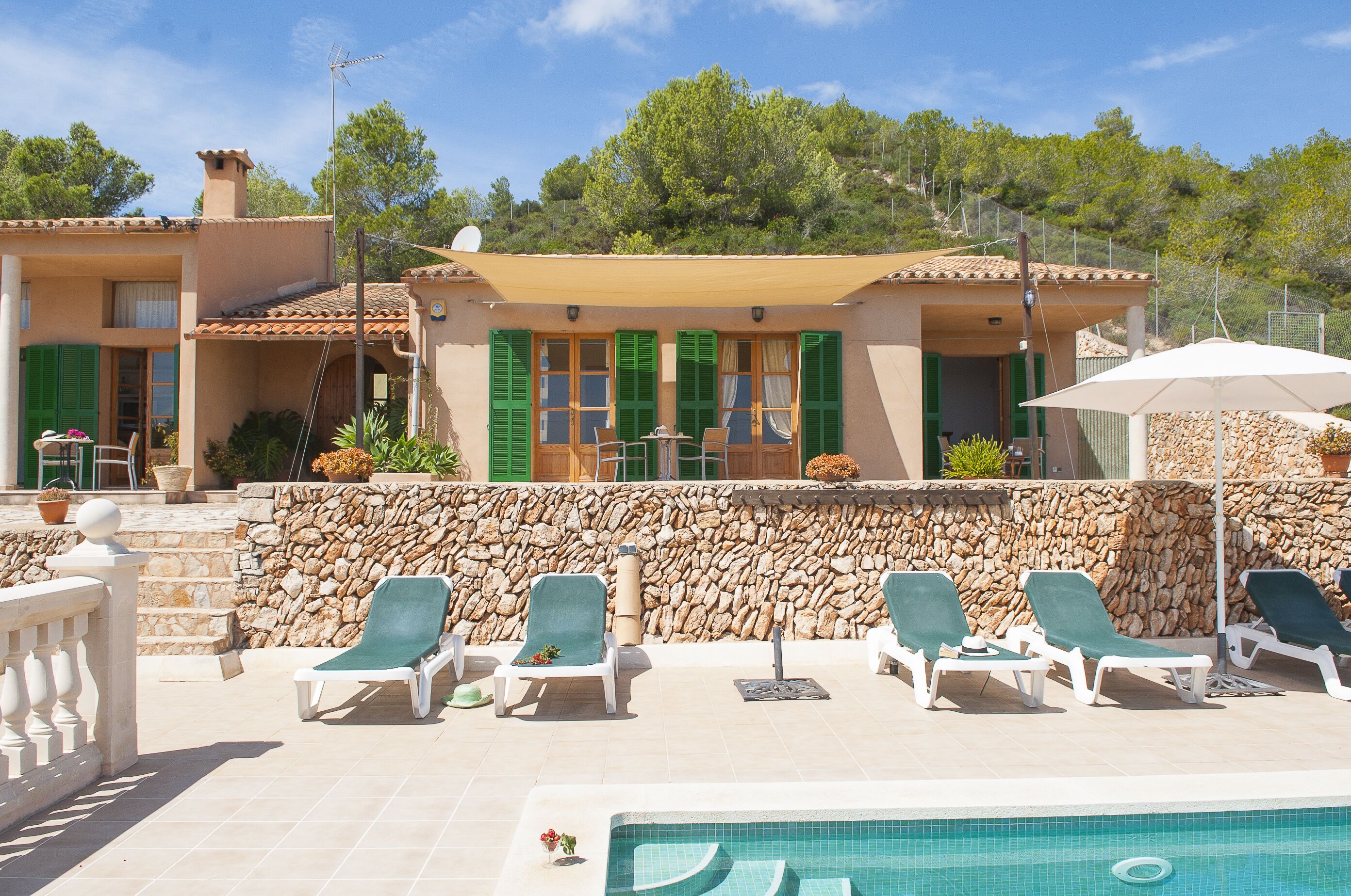 Piscine extérieure