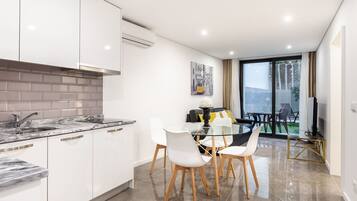 Soundproofing, cots/infant beds, free WiFi, individually furnished