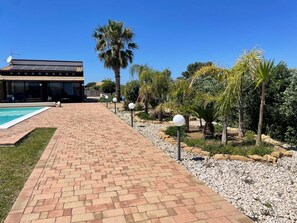 Pool - Beautiful Villa with heated swimming pool for exclusive use (Realmonte)
