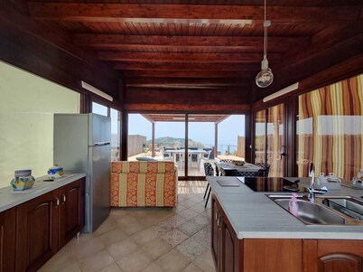 Beautiful Villa with heated swimming pool for exclusive use