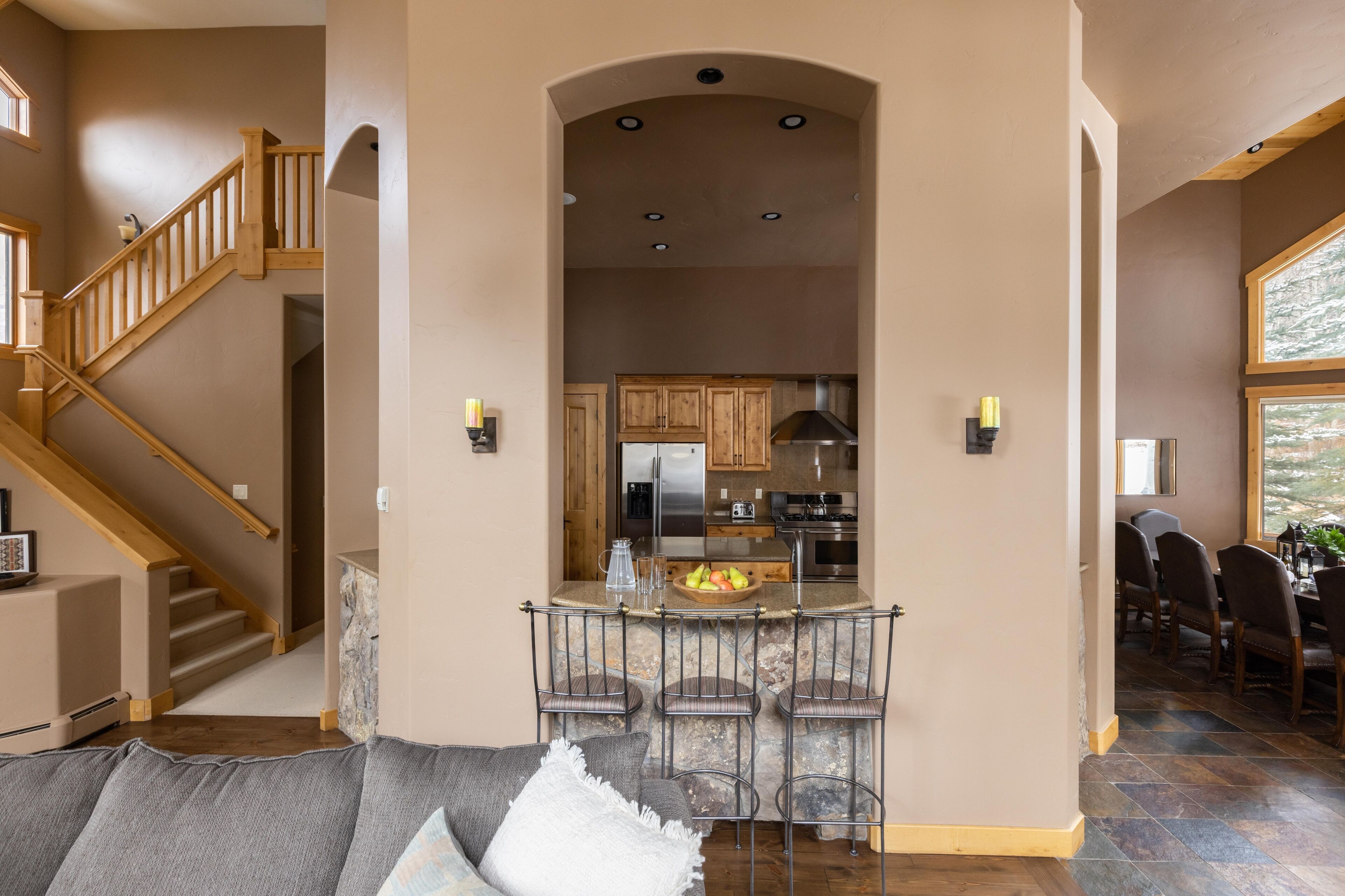 Highline by AvantStay | Breathtaking Mountain Home w/ Hot Tub & Views