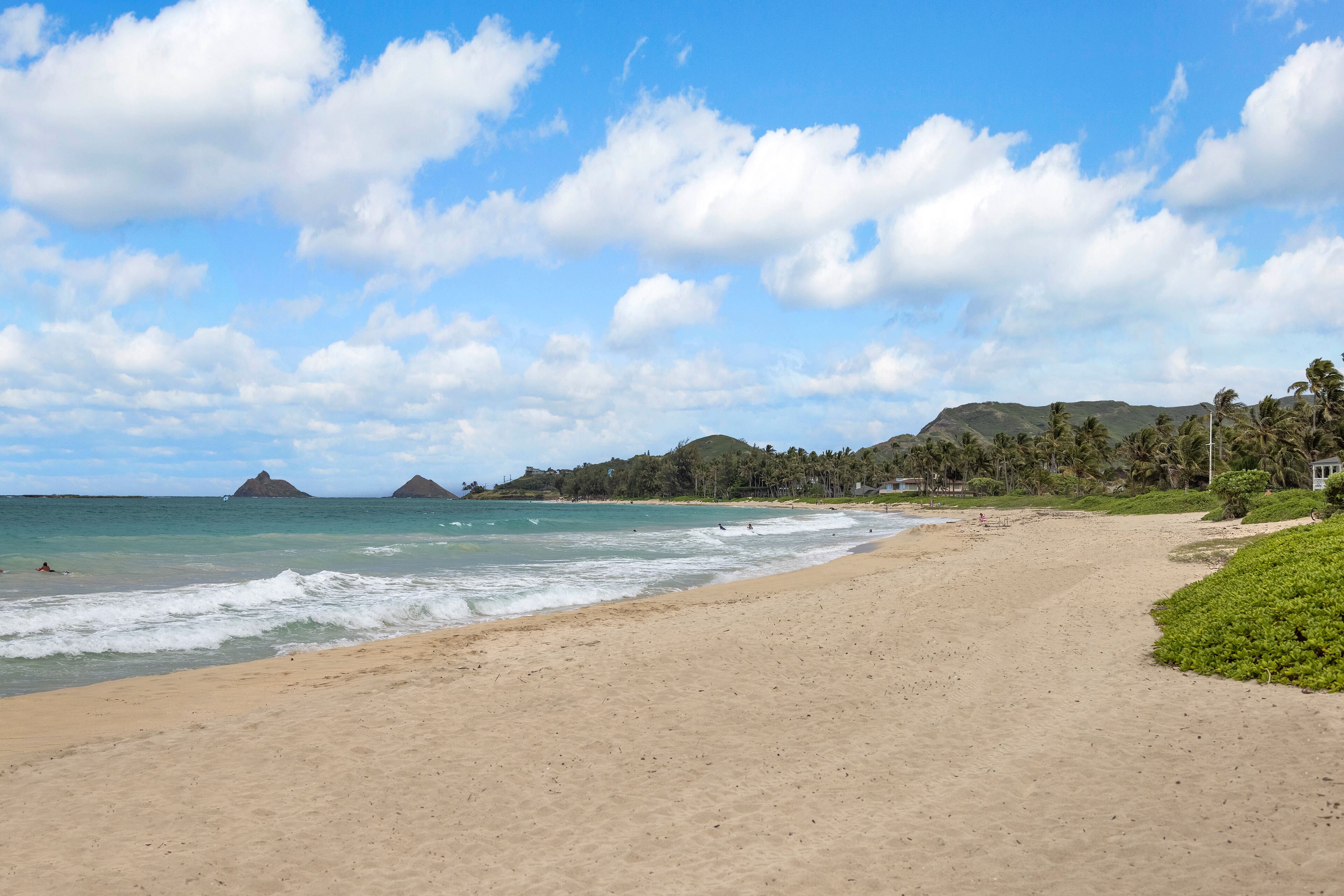 Kailua Kai/Beach Front Licensed Rental #1990/NUC-1780