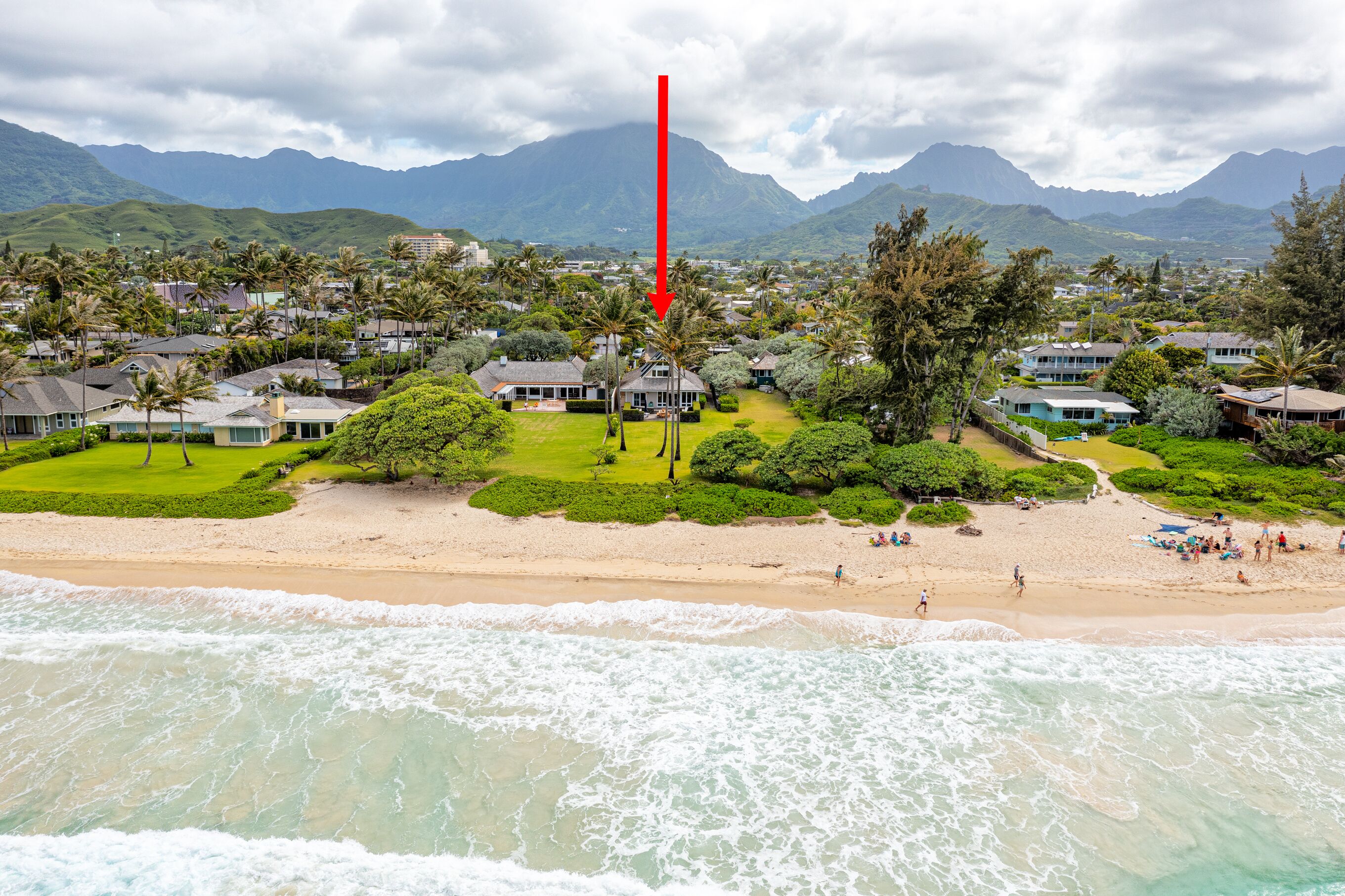 【kailuabeach】 NOYES RelaxedSofa\r
… Kailua Kai/Beach Front Licensed Rental #1990/NUC-1780