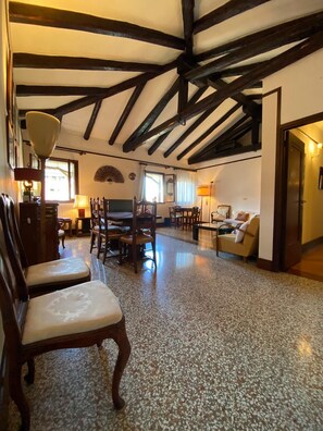 Interior - Ca' Francesco Apartment  (Venezia)