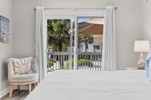 3 chambres, fer et planche à repasser, Wi-Fi gratuit, draps fournis