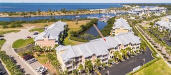 Looking for Snowbirds with Marina Views at Little Harbor !!! 90 day discount