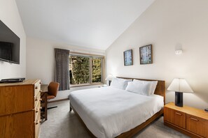 2 dormitorios, tabla de planchar con plancha, wifi gratis y ropa de cama