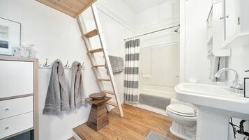 Baignoire, serviettes fournies