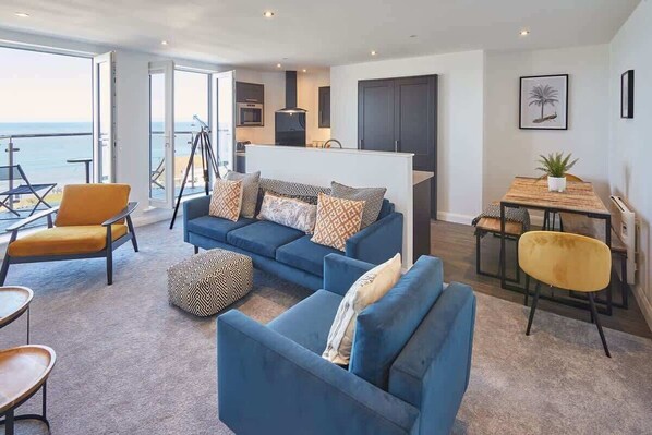 Unclassified image, 1 of 23, button