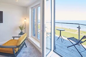 Interior - Host & Stay | The Waves (Whitby)
