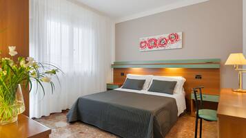 In-room safe, desk, free WiFi, bed sheets