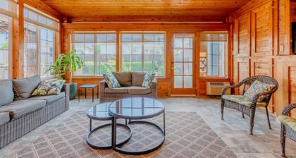 Discount Included! Newly Renovated Home With Spacious Interior & Backyard Pool - Perfect for Families! by Redawning