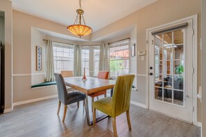 House, 6 Bedrooms | Dining - Family Friendly Spacious Home with Backyard Pool by Redawning (Frisco)