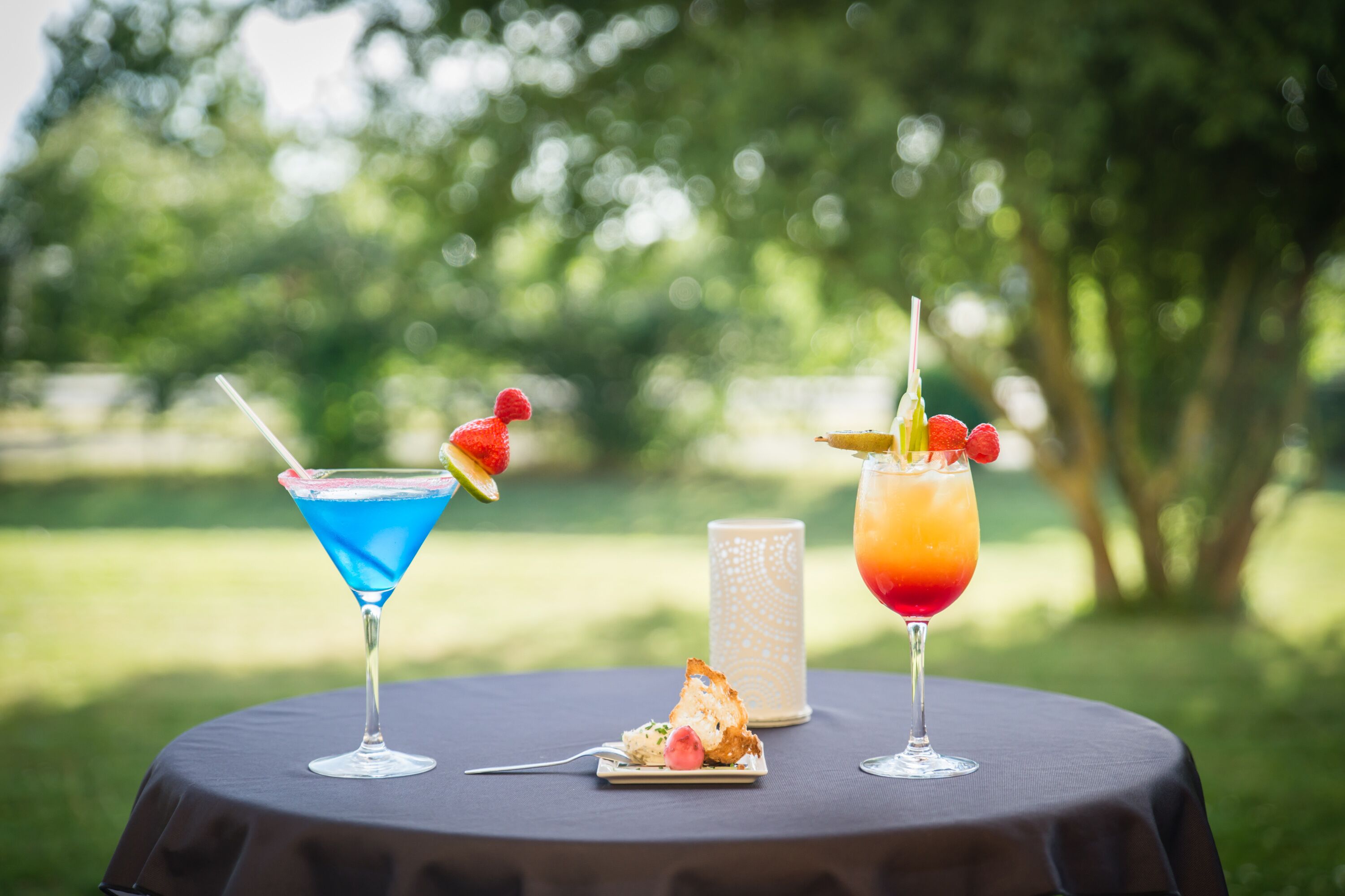 breakfast, lunch, dinner served; french cuisine