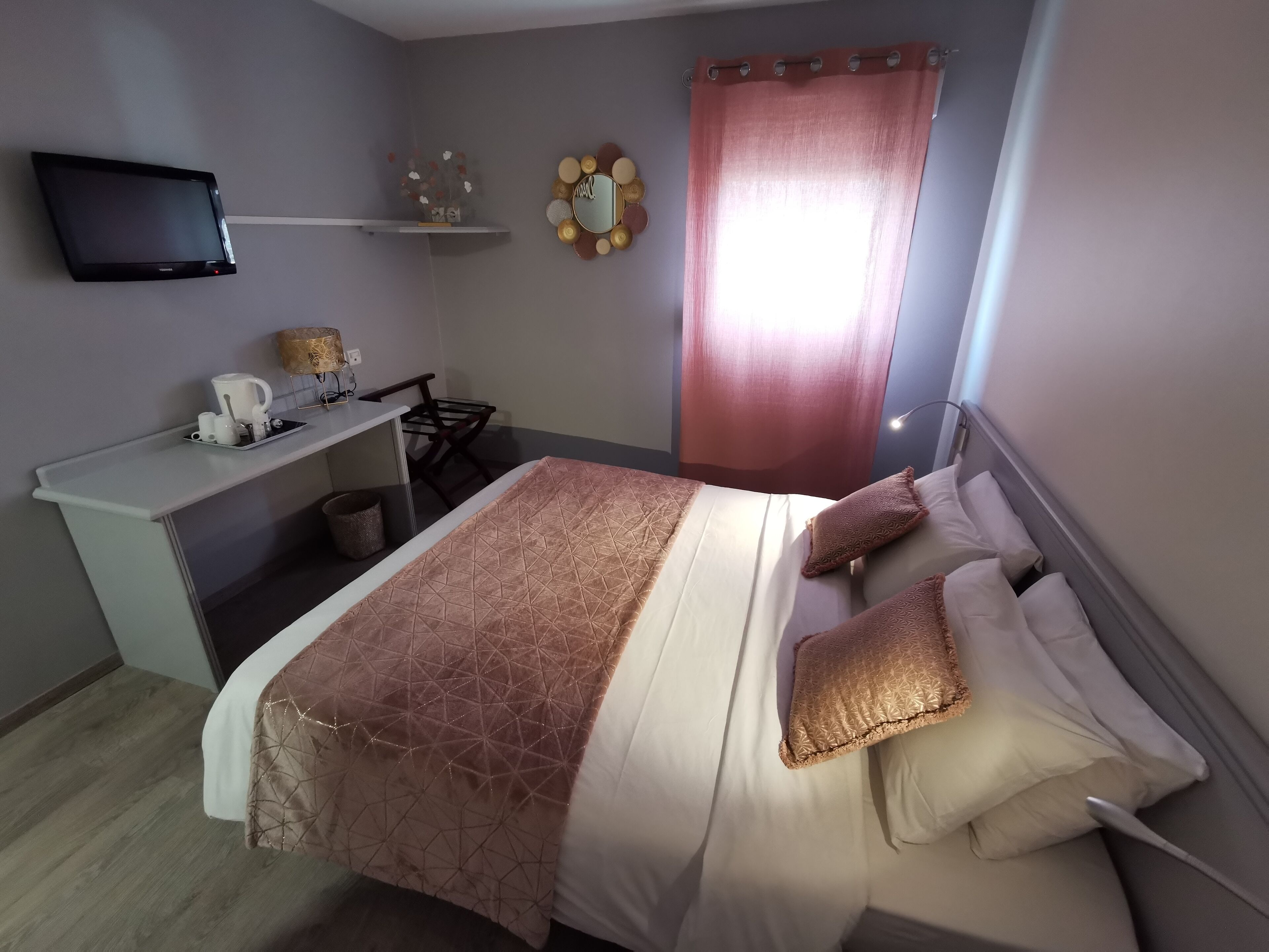 superior double room | individually decorated, individually furnished, desk, laptop workspace