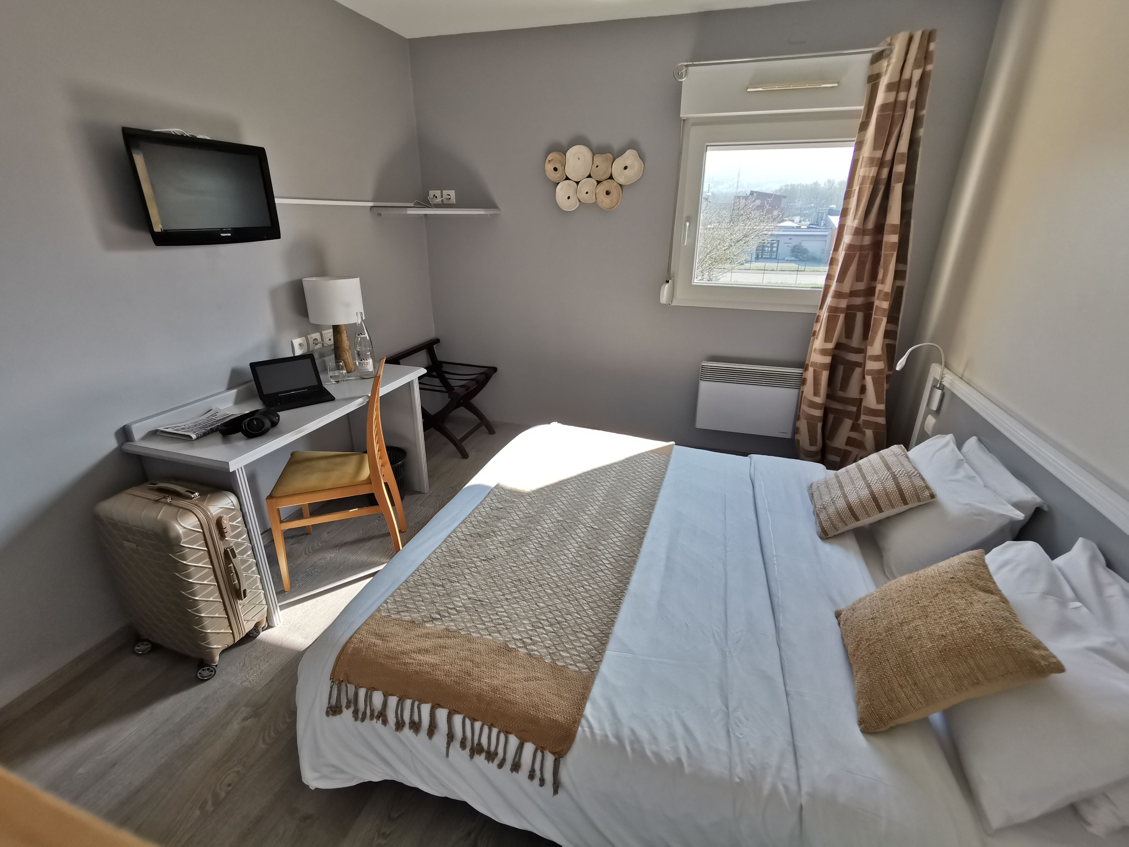 superior double room | individually decorated, individually furnished, desk, laptop workspace