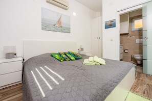 5 camere, ferro/asse da stiro, Wi-Fi gratuito, lenzuola