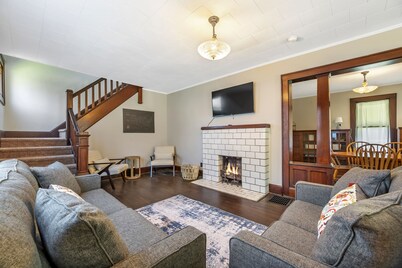 Hillside Escape...your home away from home!