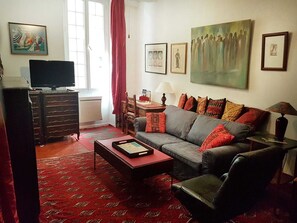 TV, books, music library, video library