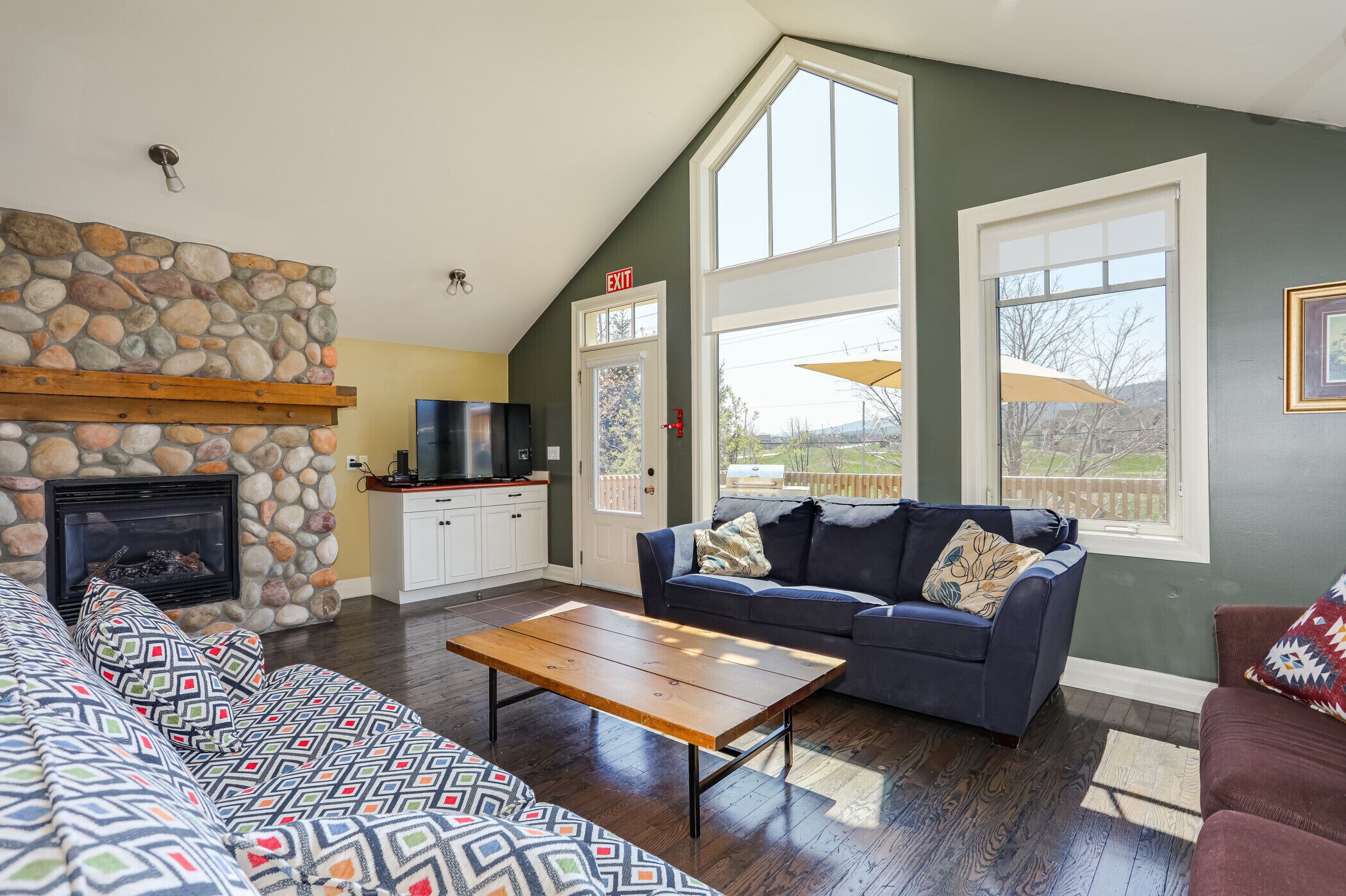 Blue View 5 - Corona Chalet