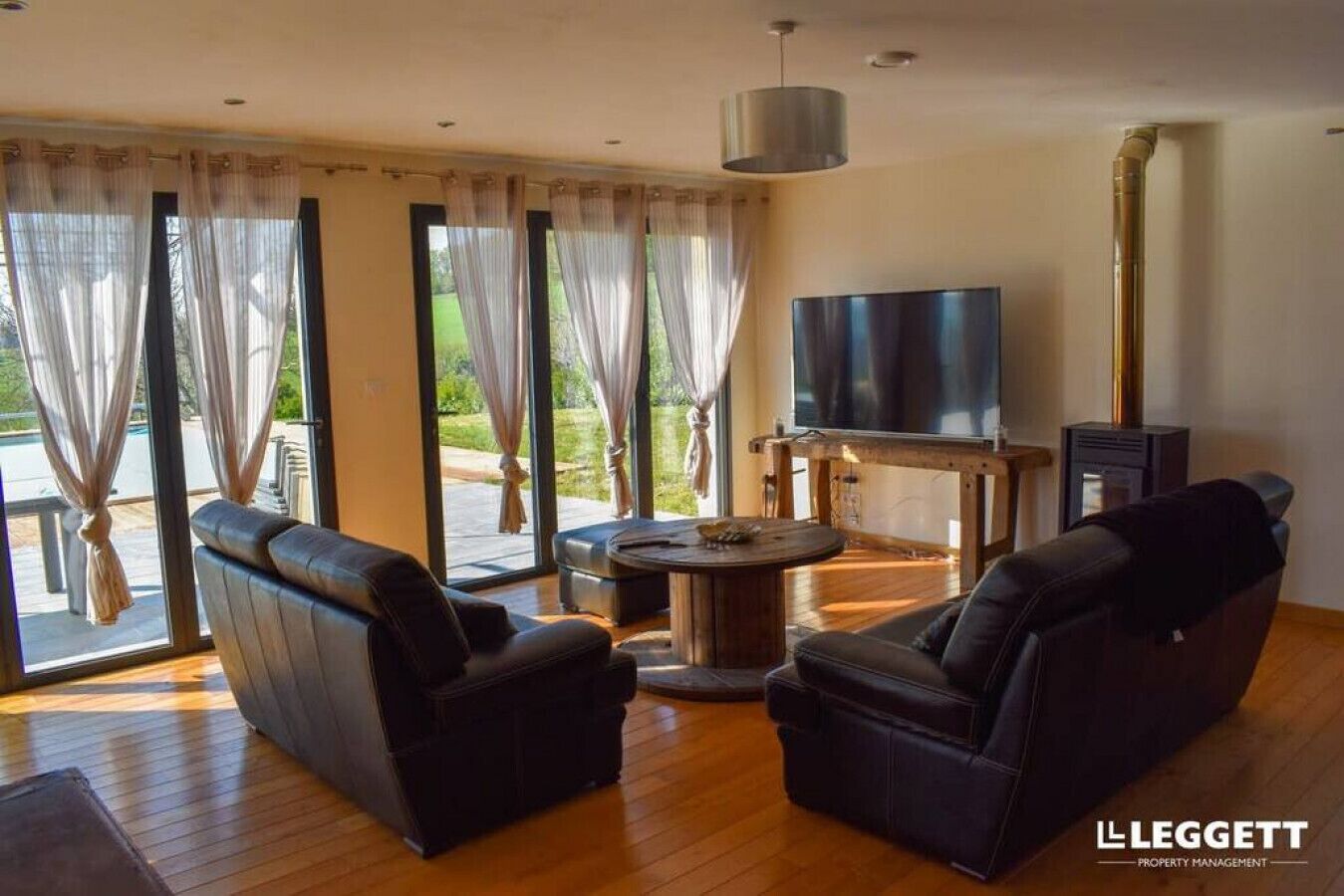 Alexyo - 10 persons Villa with pool close to Aubeterre