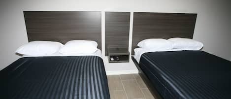 Chambre de base double | Bureau, accĂšs au Wi-Fi (inclus)