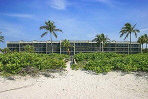 Exterior - Compass Point 122 (Sanibel)