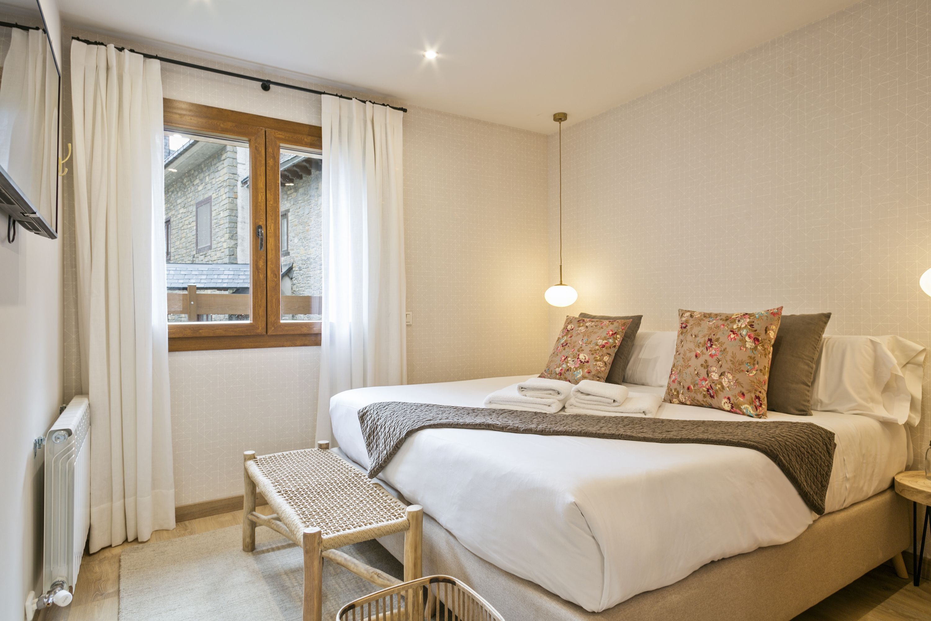 2 slaapkamers, een strijkplank/strijkijzer, wifi, beddengoed