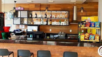 Bar (in der Unterkunft)