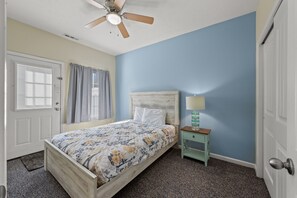 2 間睡房、免費 Wi-Fi、床單