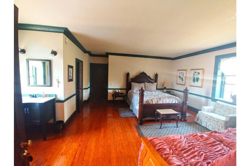 Chanceford Hall Bed & Breakfast - The Cliveden