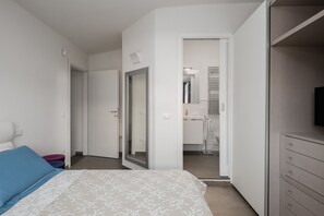 1 bedroom, iron/ironing board, free WiFi