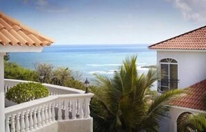 Deluxe Villa | Beach/ocean view - 7 bdr Villa with scenic view of nature (Puerto Plata)