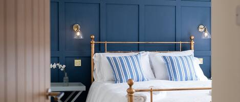 3 chambres, fer et planche à repasser, lit parapluie, Wi-Fi gratuit