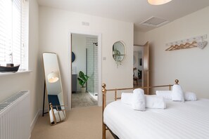 3 chambres, fer et planche Ă repasser, lit parapluie, Wi-Fi gratuit